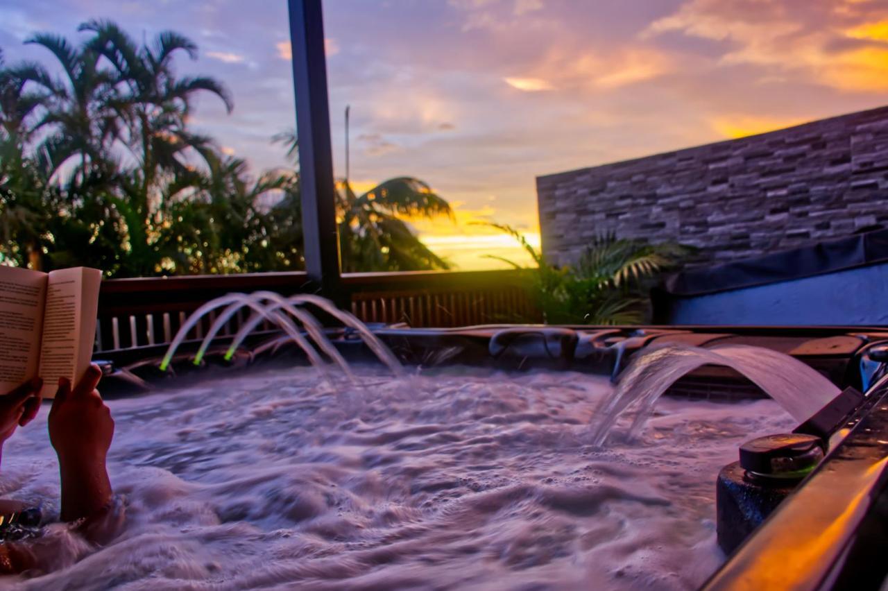 Ka Hema - Maison Entiere Avec Jacuzzi Et Vue Sur Mer Saint-Joseph Zewnętrze zdjęcie